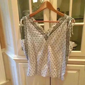 Ann Taylor Loft sleeveless shirt